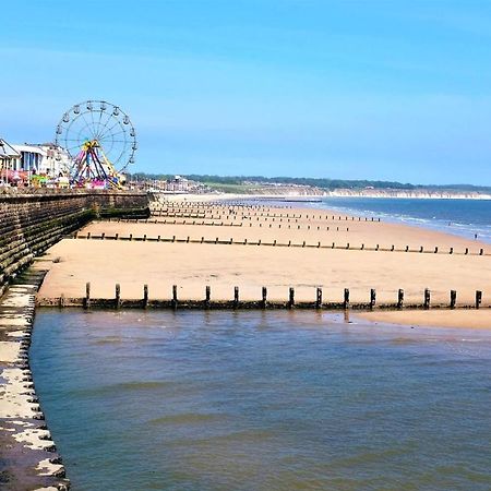 Sea View Lavish Apartment Sky Tv Whirlpool Bath Huge Balcony Newly Refurbished Bridlington Exterior photo