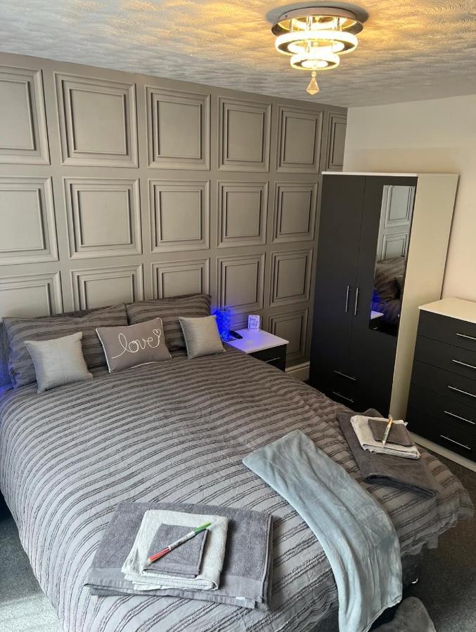 Sea View Lavish Apartment Sky Tv Whirlpool Bath Huge Balcony Newly Refurbished Bridlington Exterior photo