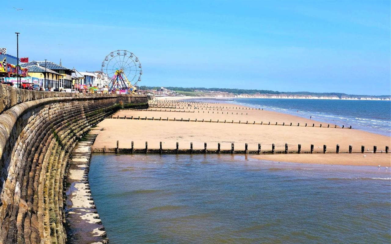 Sea View Lavish Apartment Sky Tv Whirlpool Bath Huge Balcony Newly Refurbished Bridlington Exterior photo